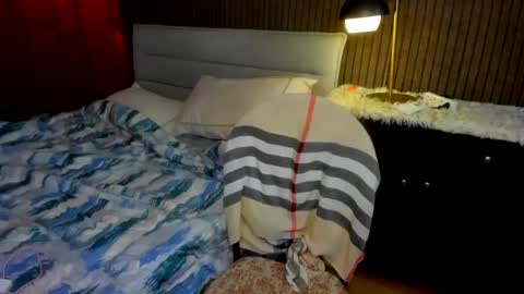 Snapshot of lovemarie19x chatting on 01/20/25, 06:53 pauleen online show from 01/20/25, 06:53