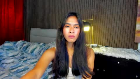 Snapshot of lovemarie19x chatting on 01/22/25, 05:48 pauleen online show from 01/22/25, 05:48