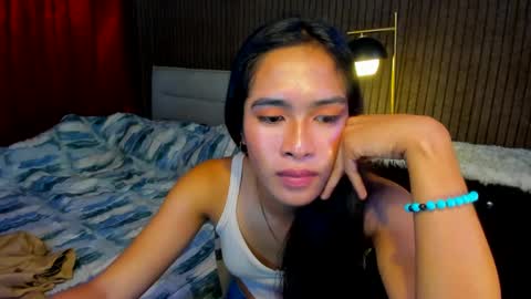 Snapshot of lovemarie19x chatting on 01/22/25, 08:51 pauleen online show from 01/22/25, 08:51