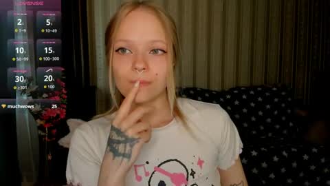 lovemelulu online show from 07/08/26, 09:36