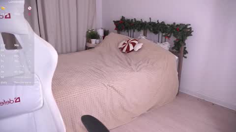 Sina online show from 03/22/26, 04:32