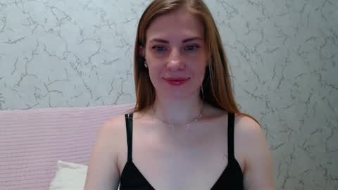 Mary Love online show from 09/21/25, 03:24