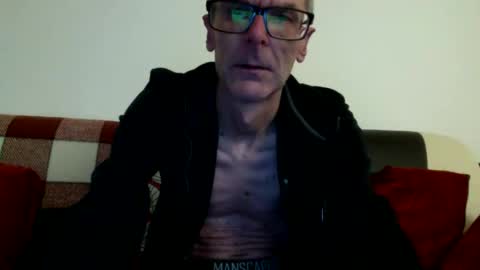 lovepvcearly50s online show from 11/11/25, 07:58