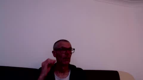 lovepvcearly50s online show from 04/25/26, 06:38