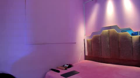 L O V E  online show from 02/07/26, 11:58