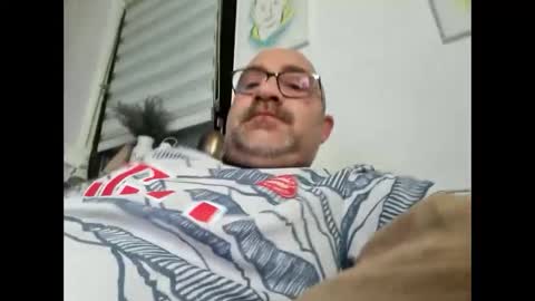 Snapshot of lover010983 chatting on 01/15/25, 11:43 lover010983 online show from 01/15/25, 11:43