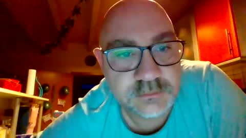 Snapshot of lover010983 chatting on 02/18/25, 05:53 lover010983 online show from 02/18/25, 05:53