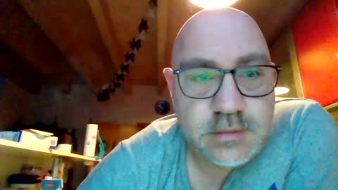 Snapshot of lover010983 chatting on 03/11/25, 05:49 lover010983 online show from 03/11/25, 05:49