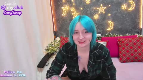 Snapshot of lover_emmy chatting on 12/16/24, 05:54 Emmy online show from 12/16/24, 05:54