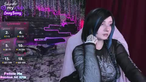 Snapshot of lover_emmy chatting on 02/23/25, 03:18 Emmy online show from 02/23/25, 03:18