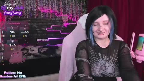 Snapshot of lover_emmy chatting on 02/24/25, 03:20 Emmy online show from 02/24/25, 03:20