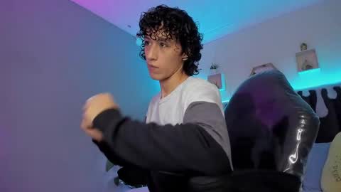 loverboy8_ online show from 12/07/24, 06:59