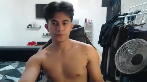 loverboyph04 online show from 10/01/25, 06:52