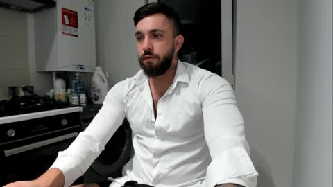 Snapshot of lovermike_ chatting on 12/05/24, 01:36 Mike online show from 12/05/24, 01:36