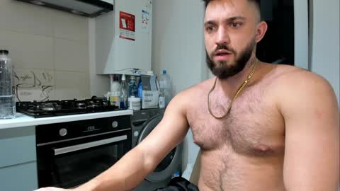 Snapshot of lovermike_ chatting on 12/07/24, 08:05 Mike online show from 12/07/24, 08:05