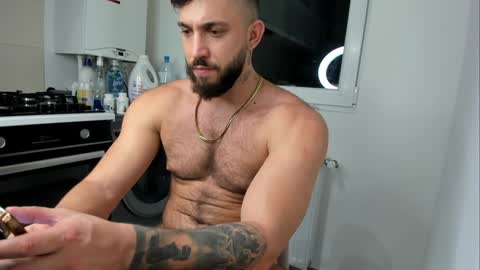 Snapshot of lovermike_ chatting on 12/08/24, 09:41 Mike online show from 12/08/24, 09:41