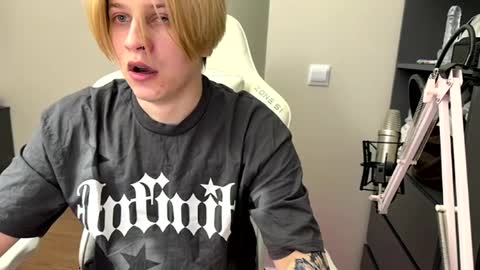 loverria online show from 04/03/26, 11:30