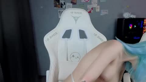 Snapshot of lovers613228 chatting on 05/08/26, 04:34 lovers613228 online show from 05/08/26, 04:34