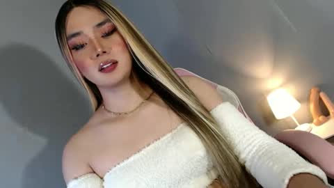 lovers moon22 online show from 12/16/24, 09:52