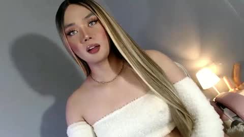 lovers moon22 online show from 01/12/25, 12:49