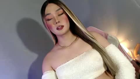 lovers moon22 online show from 01/31/25, 11:35