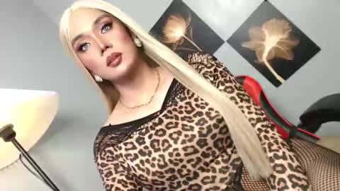 lovers moon22 online show from 04/04/26, 11:18