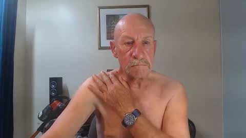 Lovesblackazz online show from 12/14/25, 11:37