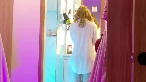 LovesKingdom online show from 04/21/26, 11:38