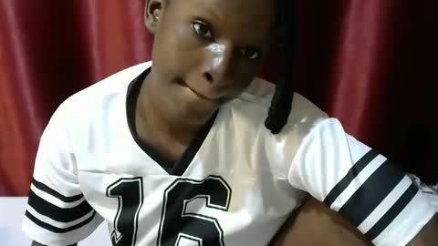 loveslut_ online show from 10/28/25, 07:16