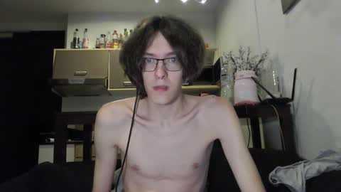 Snapshot of lovesomecookies chatting on 09/25/25, 03:38 LovesomeCookie online show from 09/25/25, 03:38