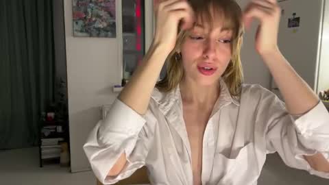 lovesstation online show from 01/20/25, 03:28