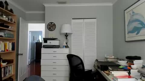 Snapshot of lovestylistwomen chatting on 12/05/25, 05:53 Michael online show from 12/05/25, 05:53