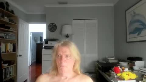 Snapshot of lovestylistwomen chatting on 03/23/26, 06:39 Michael online show from 03/23/26, 06:39