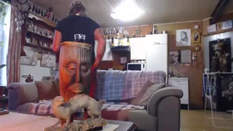 Snapshot of lovetobenaked10 chatting on 09/25/25, 03:05 aaron online show from 09/25/25, 03:05