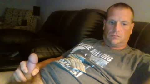 Snapshot of lovetocum37 chatting on 07/06/26, 02:41 lovetocum37 online show from 07/06/26, 02:41