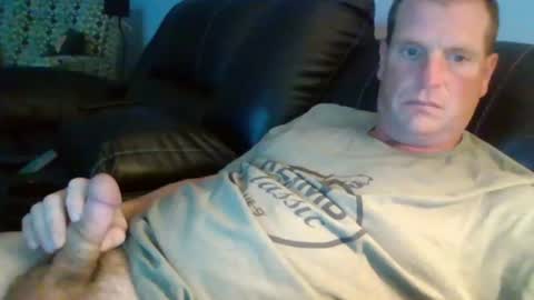 Snapshot of lovetocum37 chatting on 08/07/26, 02:13 lovetocum37 online show from 08/07/26, 02:13