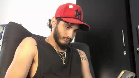 lovexjuxn77 online show from 02/16/26, 06:26