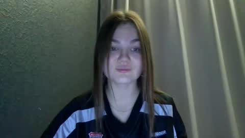 loviesimone online show from 12/14/25, 09:52