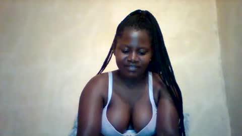 Snapshot of loviett chatting on 05/19/26, 01:11 loviett online show from 05/19/26, 01:11