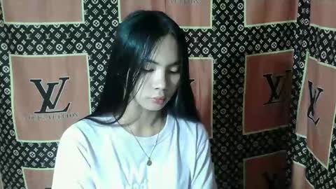 Snapshot of loving_rhean chatting on 01/08/26, 11:34 loving_rhean online show from 01/08/26, 11:34