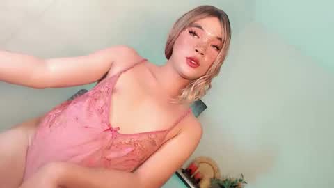 Lovingmonaru969 online show from 04/23/26, 01:13