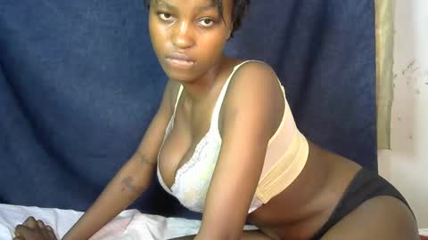 lovly_lastborn online show from 09/24/25, 09:40