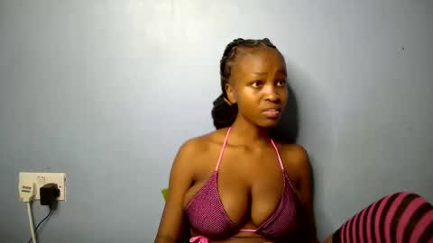 lovly_lastborn online show from 03/06/26, 08:44