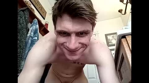 Snapshot of lowcard2389 chatting on 03/10/25, 06:56 lowcard2389 online show from 03/10/25, 06:56