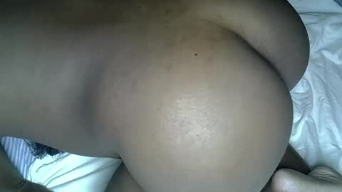 lowenyangvalentine online show from 11/29/25, 02:47