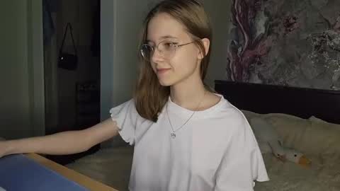 Karmell online show from 03/10/25, 02:26