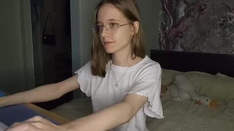 Karmell online show from 03/10/25, 05:29