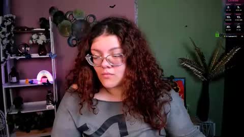 Snapshot of loya_best chatting on 12/05/25, 07:39 loya_best online show from 12/05/25, 07:39