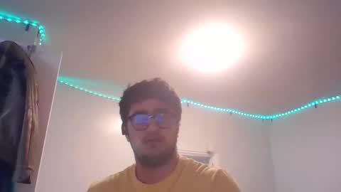 Snapshot of lpop81020 chatting on 12/17/25, 06:08 lpop81020 online show from 12/17/25, 06:08