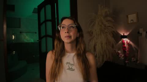  ---Goys incredible photographs online show from 01/09/25, 12:09